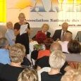 Marie Sempere Polichetti lisant devant (…)